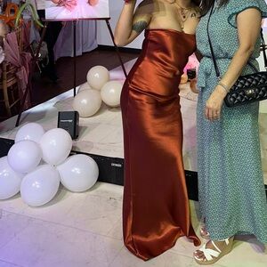 Beautiful burnt orange Meshki dress.